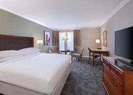 Delta Hotels by Marriott Heathrow Windsor 5