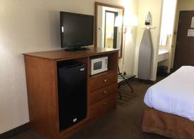 Baymont by Wyndham Port Huron 4