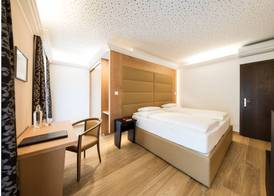 Hotel Haus am Hang 4