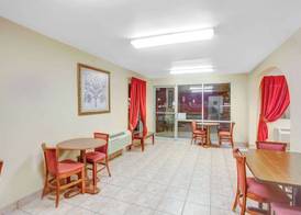 Baymont by Wyndham Coalinga 3
