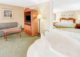 Kalamazoo Hotel 2