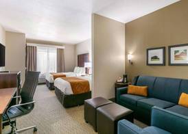 Comfort Suites Hopkinsville near Fort Campbell 5