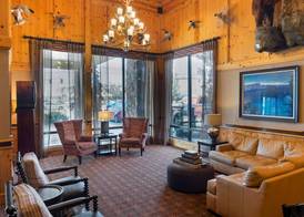 Best Western Plus Olympic Inn 3