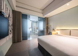 Ramble Hotel 5