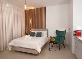 Hi-Yam SeaView Apartments & Suites - Building Shelter Available 5