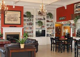 Depot Inn & Suites 4