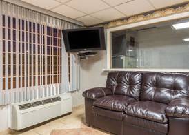 Super 8 by Wyndham Old Saybrook 2