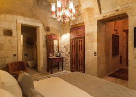 Solo Cave Suites 5