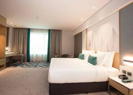 Flora Inn Hotel Dubai Airport 4
