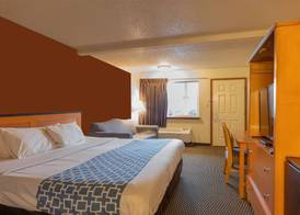 Travelodge by Wyndham Chehalis 4