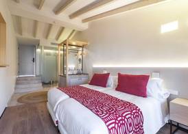 Fil Suites 5
