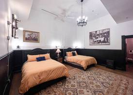 The Oliver Inn | Duluth Hotel Near Canal Park 3