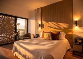 Cavo Maris Beach Hotel & Suites 4