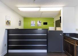Studio 6 Statesboro, GA 3