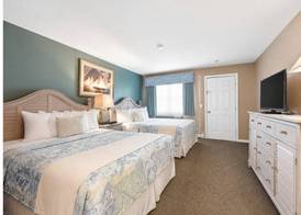 Pier 7 Condominium Resort 5