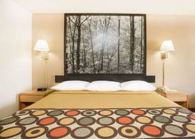 Super 8 by Wyndham Lexington VA 3