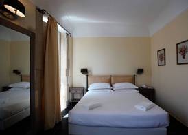 Lanterne Magiche Ortigia Suites 4