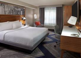 Four Points by Sheraton Vaughan 4