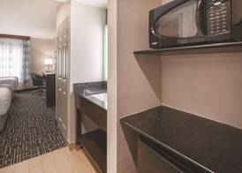 La Quinta by Wyndham New Cumberland - Harrisburg 5