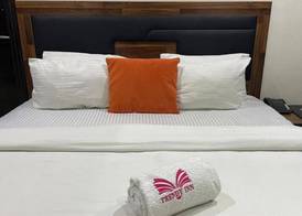 TRENDY INN LTD 3