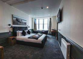 The Royal Bar & Shaker 5