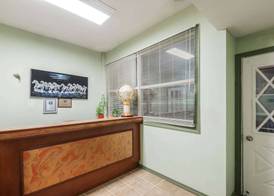 Knights Inn Bracebridge 2