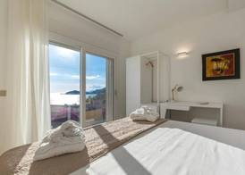 Scissure Sea Suite 5