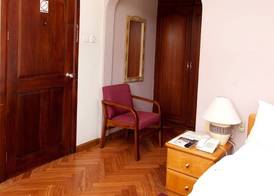 Mahogany Lodge, Cantonments 3