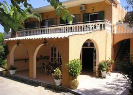 River Studios & Apartments 2