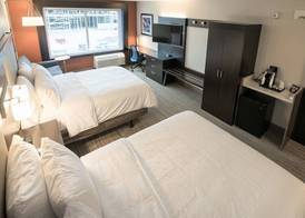 Holiday Inn Express & Suites ALLEN PARK by IHG 5