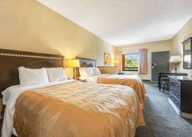 Mi Casa Hotel 5