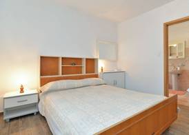Apartment 1552 2