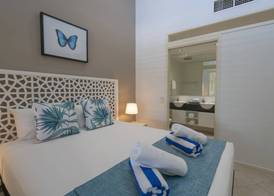 Saltwater Luxury Apartments 5