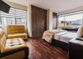 Luxstone Executive & Suites 4