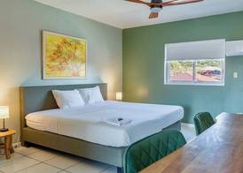 Talk of the Town Inn & Suites - St Eustatius 2