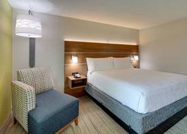 Holiday Inn Express NASHVILLE W I40/WHITEBRIDGE RD by IHG 3