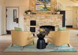 Carmel Beach Hotel 2