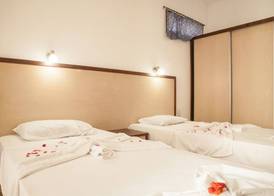 Ekavi Apartments 4