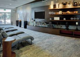 Courtyard by Marriott York 5