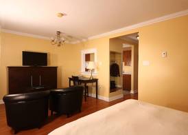 Grenfell Heritage Hotel & Suites 5