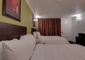 Vagabond Inn San Pedro 4