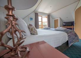 Loch Lomond Waterfront Luxury Lodges 5