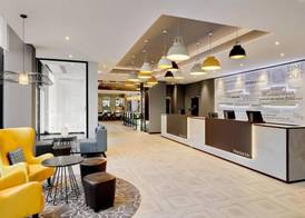 Premier Inn Hamburg City Centre 5