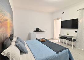 IzzHome Cozy Room 3