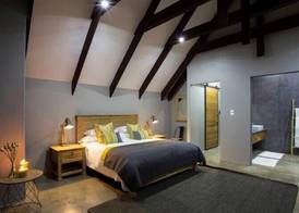 Mount High Luxury Country Estate 4