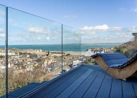 Uno St Ives - Boutique Luxury Accommodation 4