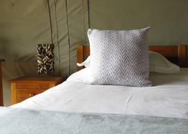 Woodbury Tented Camp – Amakhala Game Reserve 2