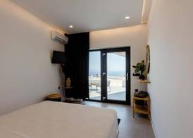 Lackos Luxury Suites 4