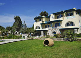 Paradiso Studios & Apartments 3