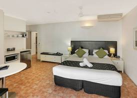 Paradise On The Beach Resort 2